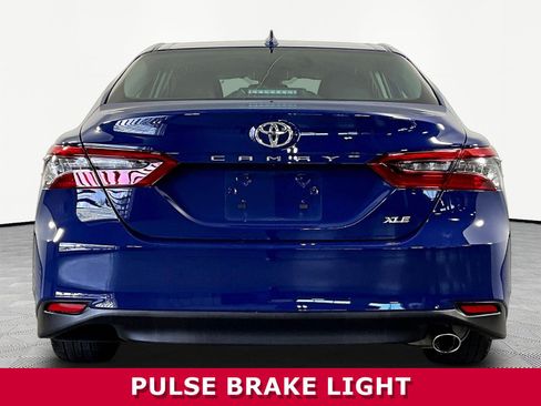 Used 2024 Toyota Camry XLE FWD image 5