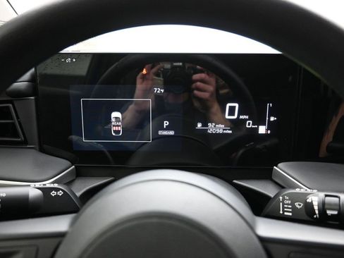 Certified 2025 Nissan Kicks S image 14