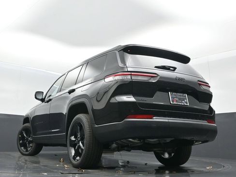 New 2026 Jeep Grand Cherokee L Limited image 33