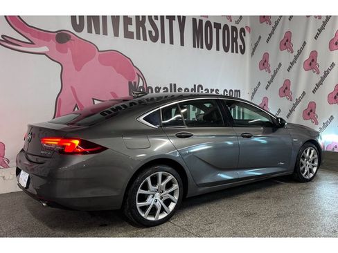 Used 2019 Buick Regal Avenir w/ Driver Confidence Package II image 10