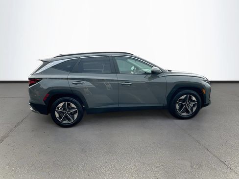 Used 2025 Hyundai Tucson SEL FWD image 8