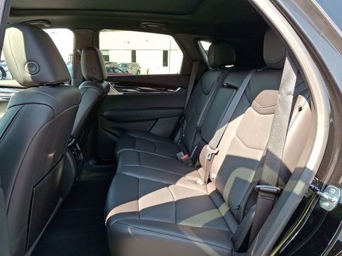 New 2025 Cadillac XT5 Premium Luxury image 5