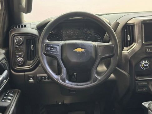 Used 2021 Chevrolet Silverado 2500 Custom w/ Custom Value Package AWD/4WD image 7