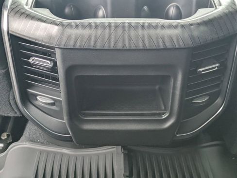 New 2026 RAM 2500 Big Horn AWD/4WD image 14