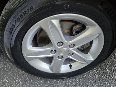 Used 2023 Chevrolet Malibu LS w/ LPO, Floor Liner Package FWD image 29