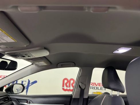 Used 2024 Toyota Camry SE w/ Convenience Package image 22