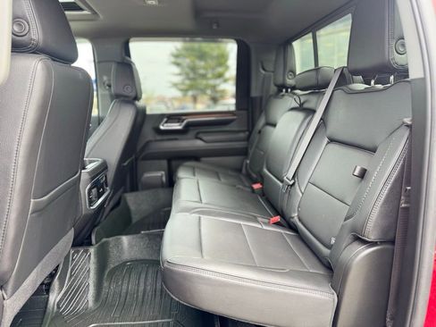 Used 2024 GMC Sierra 2500 Denali w/ Denali Reserve Package AWD/4WD image 25