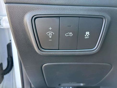 Certified 2024 Hyundai Santa Cruz SEL FWD image 8