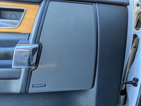 Used 2016 Land Rover LR4 HSE image 14