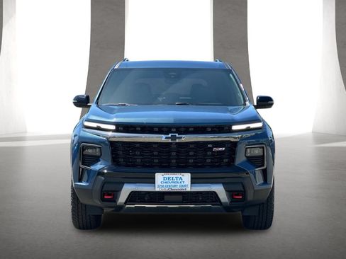 New 2026 Chevrolet Traverse Z71 w/ Enhanced Driving Package AWD/4WD image 9