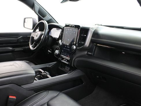 Used 2024 RAM 1500 Limited AWD/4WD image 27