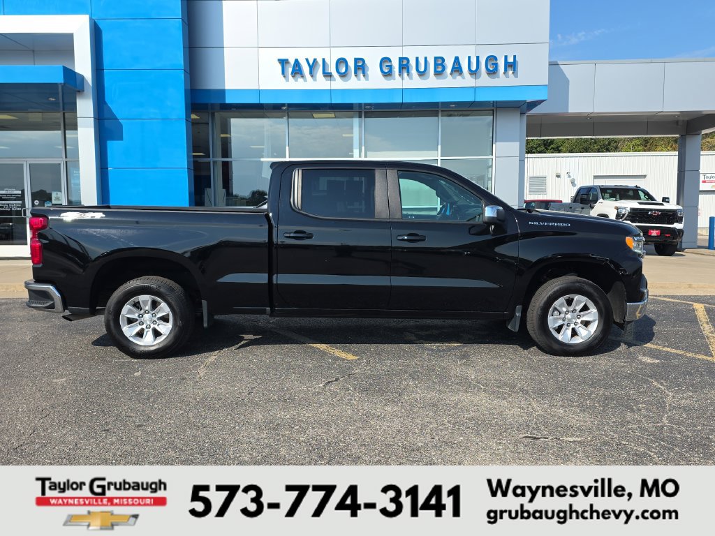 Used 2023 Chevrolet Silverado 1500 LT w/ Protection Package AWD/4WD image 1