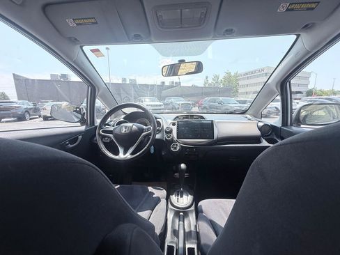 Used 2011 Honda Fit Sport image 12