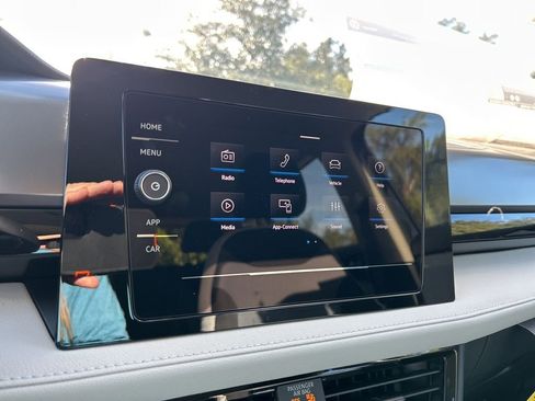 New 2026 Volkswagen Taos S image 32