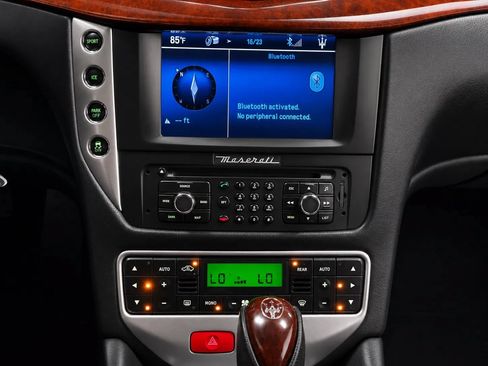Used 2012 Maserati GranTurismo S RWD image 32