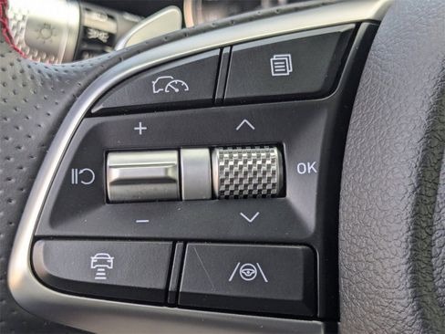 Used 2025 Genesis G70 2.5T w/ Sport Prestige Package image 26