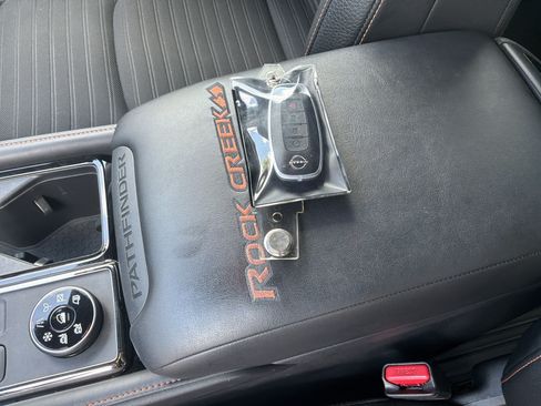 Used 2023 Nissan Pathfinder Rock Creek AWD/4WD image 35