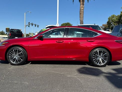 Used 2024 Lexus ES 300h w/ Premium Package FWD image 8