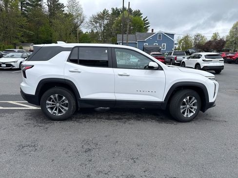 Used 2025 Chevrolet Equinox LT AWD/4WD image 6
