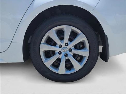 New 2025 Toyota Corolla LE image 9