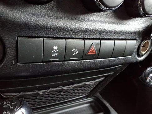 Used 2015 Jeep Wrangler Unlimited Sport w/ Quick Order Package 24S image 19