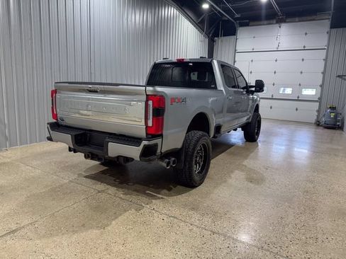 Used 2024 Ford F250 Platinum AWD/4WD image 6
