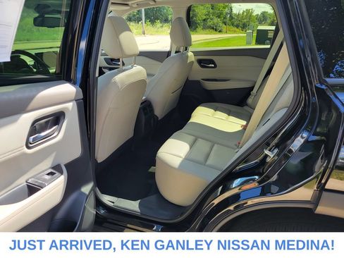 Certified 2023 Nissan Rogue SL AWD/4WD image 16