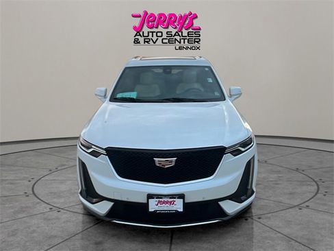 Used 2024 Cadillac XT6 Sport w/ Technology Package image 20