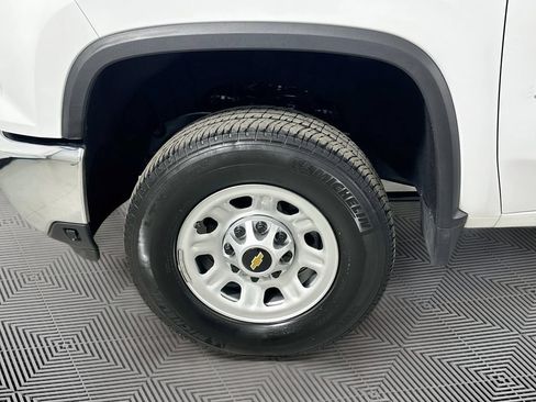 Used 2025 Chevrolet Silverado 3500 W/T w/ WT/CX Safety Package AWD/4WD image 26