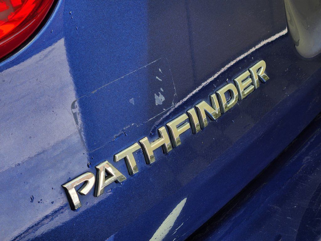 Used 2020 Nissan Pathfinder SL AWD/4WD image 8