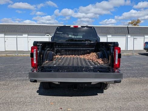 New 2026 Ford F250 Lariat w/ FX4 Off-Road Package image 5