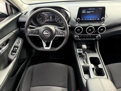 Used 2025 Nissan Sentra SV image 28