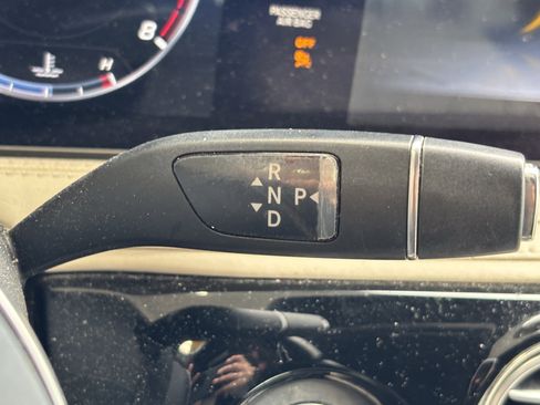 Used 2018 Mercedes-Benz S 560 4MATIC Sedan image 24