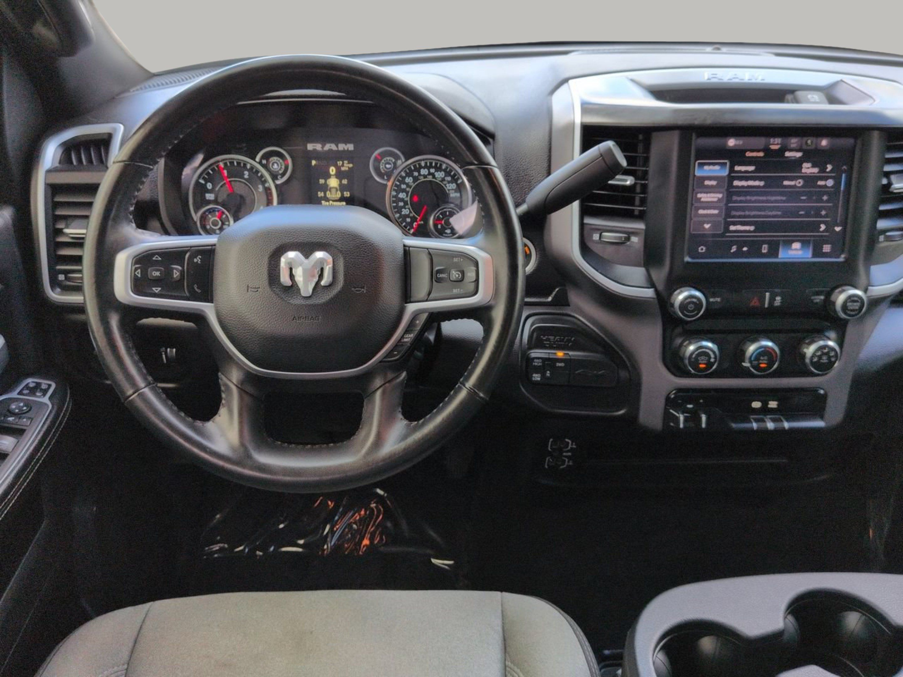 Used 2024 RAM 2500 Big Horn AWD/4WD image 18