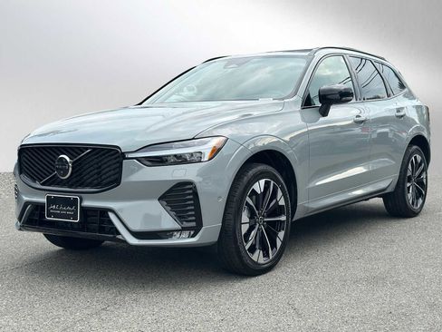 New 2026 Volvo XC60 B5 Plus w/ Protection Package Premier image 7