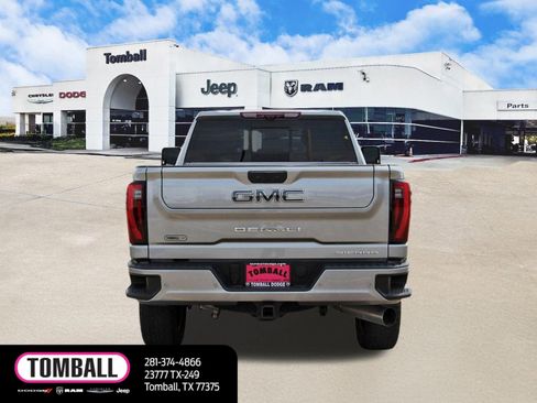 Used 2024 GMC Sierra 2500 Denali Ultimate w/ Max Trailering Package AWD/4WD image 6