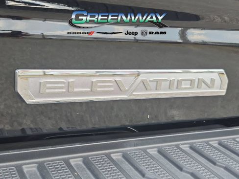 Used 2025 GMC Sierra 1500 Elevation w/ Elevation Premium Package AWD/4WD image 31