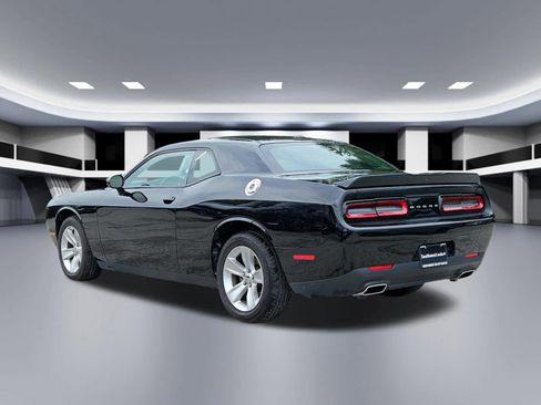 Used 2023 Dodge Challenger SXT RWD image 4
