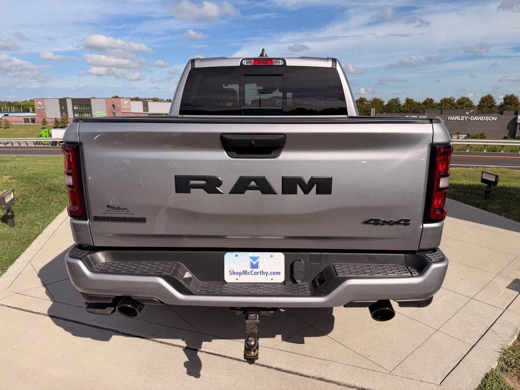 Used 2025 RAM 1500 Big Horn AWD/4WD image 8