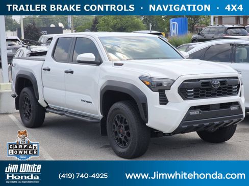 Used 2025 Toyota Tacoma TRD Off-Road w/ TRD Off Road Upgrade Package AWD/4WD image 1