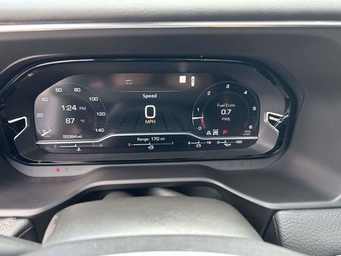 Used 2023 GMC Yukon Denali AWD/4WD image 22