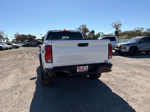 New 2026 Chevrolet Colorado Trail Boss AWD/4WD image 10