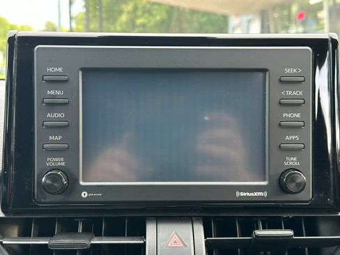 Used 2021 Toyota RAV4 XLE FWD image 26