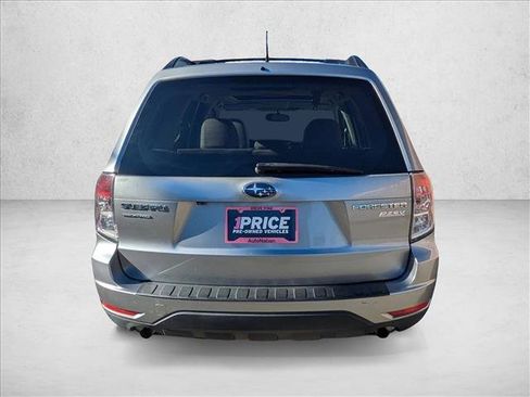Used 2011 Subaru Forester 2.5X Premium image 6