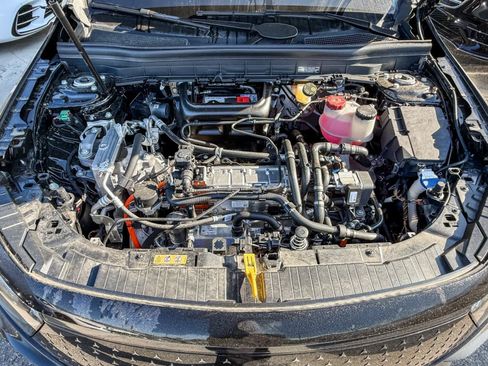 Used 2024 Mercedes-Benz EQB 350 4MATIC SUV image 12