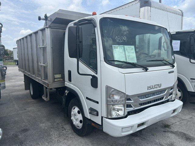 Used 2016 Isuzu NPR RWD image 2