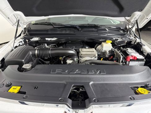 Used 2019 RAM 1500 Big Horn AWD/4WD image 26