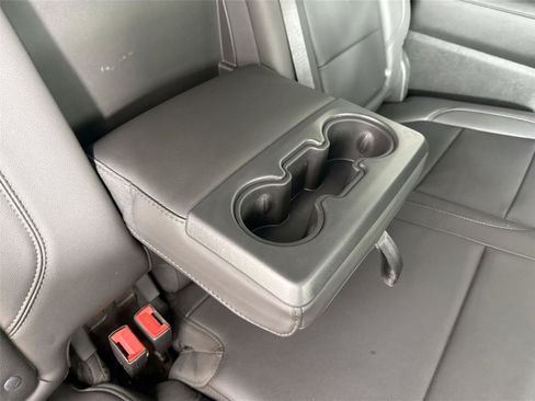 Used 2020 Chevrolet Silverado 2500 LTZ AWD/4WD image 39