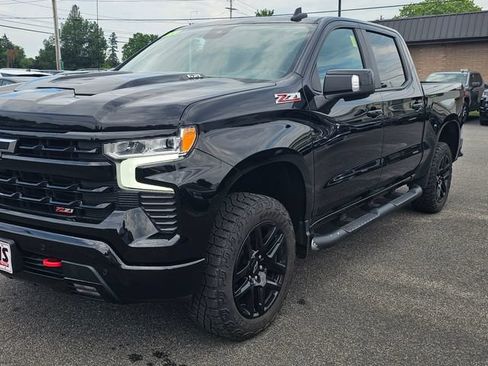 Certified 2024 Chevrolet Silverado 1500 LT Trail Boss w/ LT Trail Boss Premium Package AWD/4WD image 3