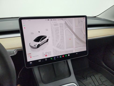 Used 2023 Tesla Model 3 Standard Range RWD image 10